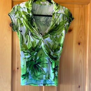 Short sleeve sequined floral leaf print blouse size medium